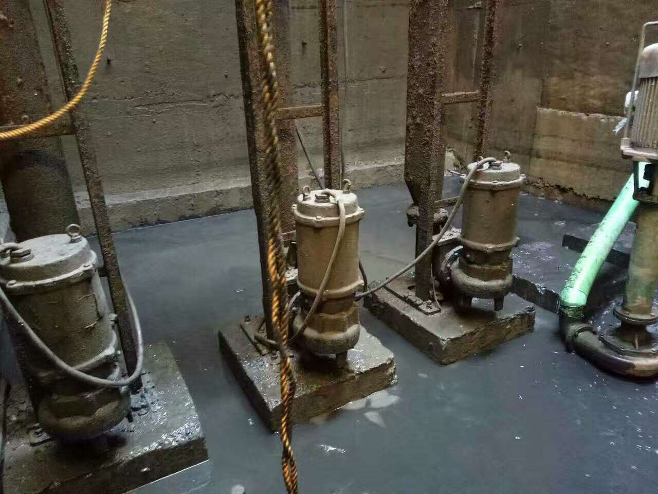 杜尔伯特污水池清理